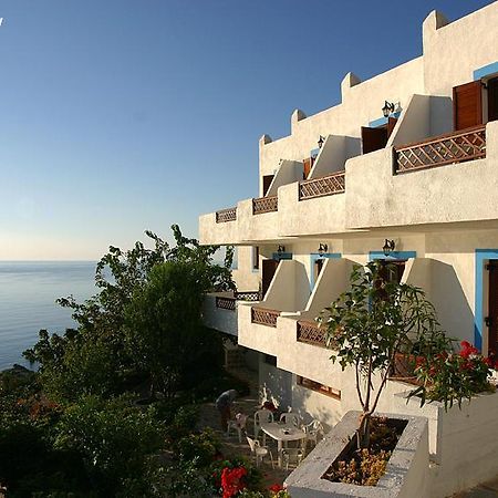 Albatros Hotel Amoopi Buitenkant foto