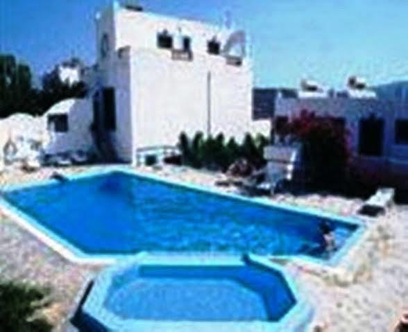 Albatros Hotel Amoopi Buitenkant foto